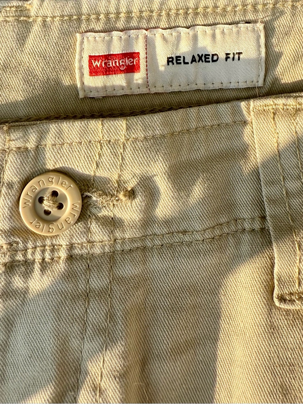 Wrangler Men's Tan Cargo Shorts – Classic Utility Style - Picture 9 of 10